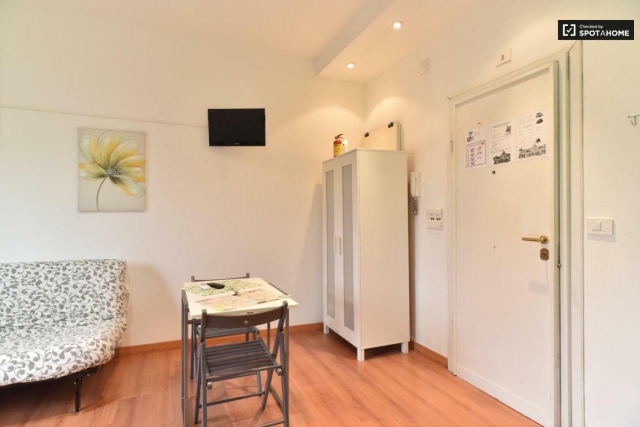 Magenta Superior Terrione 83 Apartment Rome Exterior photo